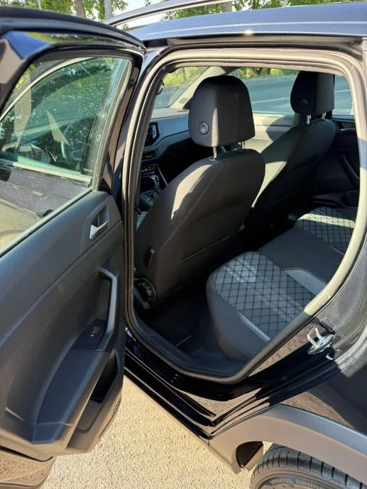 VW Taigo 1,5 TSI R Line - slika 6