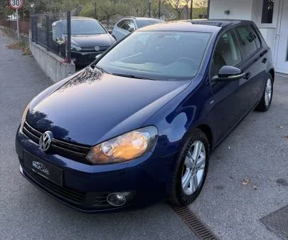 VW Golf 6 1,6 TDI MATCH *JAMSTVO 12 MJESECI* - slika 12