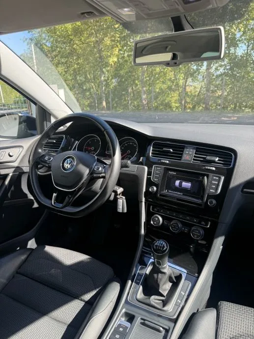 VW Golf 7 2,0 TDI Highline *JAMSTVO 12 MJESECI* - slika 9