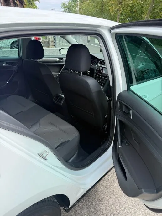 VW Golf 7 2,0 TDI R Line *JAMSTVO 12 MJESECI* - slika 9