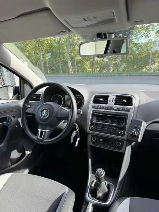 VW Polo 1,6 TDI Life - slika 11