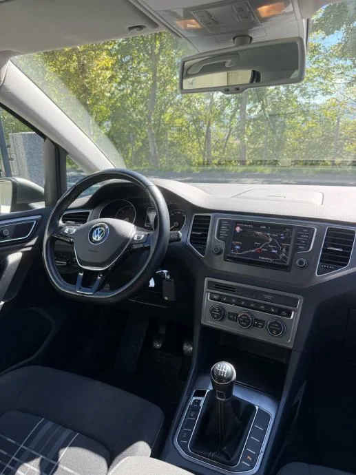VW Golf Sportsvan 2.0 TDI Lounge *JAMSTVO 12 MJESECI* - slika 10