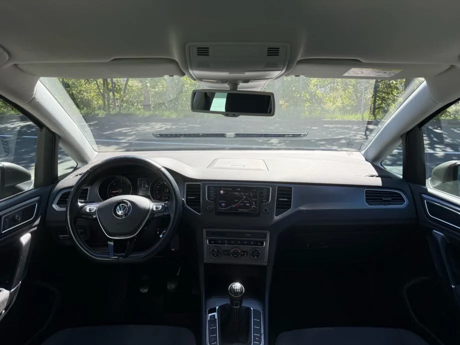 VW Golf Sportsvan 2.0 TDI Lounge *JAMSTVO 12 MJESECI* - slika 11