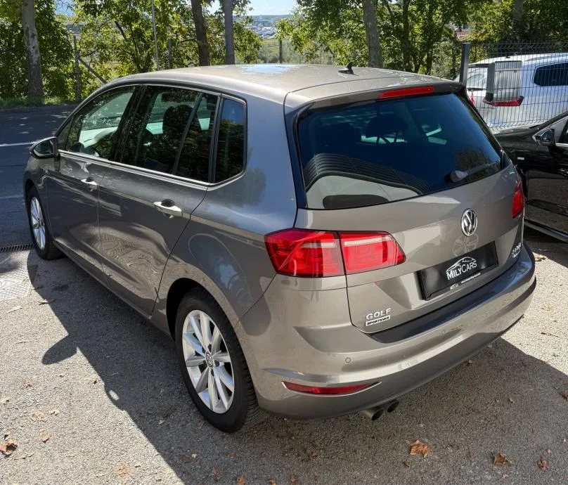 VW Golf Sportsvan 2.0 TDI Lounge *JAMSTVO 12 MJESECI* - slika 4
