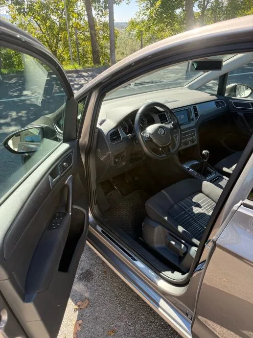 VW Golf Sportsvan 2.0 TDI Lounge *JAMSTVO 12 MJESECI* - slika 6
