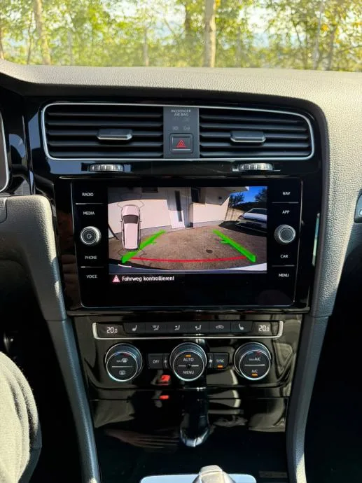 VW Golf 7 GTD Variant 2,0 TDI DSG *JAMSTVO 12 MJESECI* - slika 14